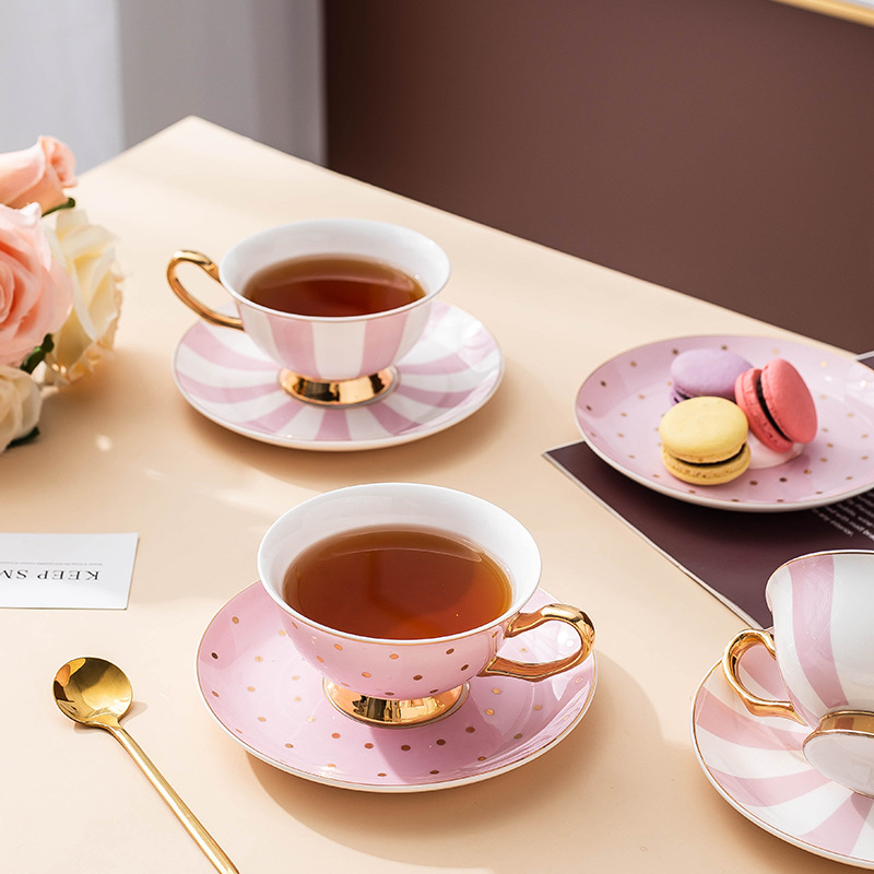 Ceramic Pink Coffee Mugs with  – Water Tea And Coffee Bewertung und Preis