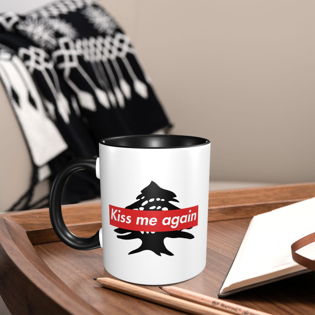 Lebanon Flag Lebanese Kiss Me  – Coffee Tea With Me Bewertung und Preis